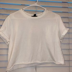 cropped white tee